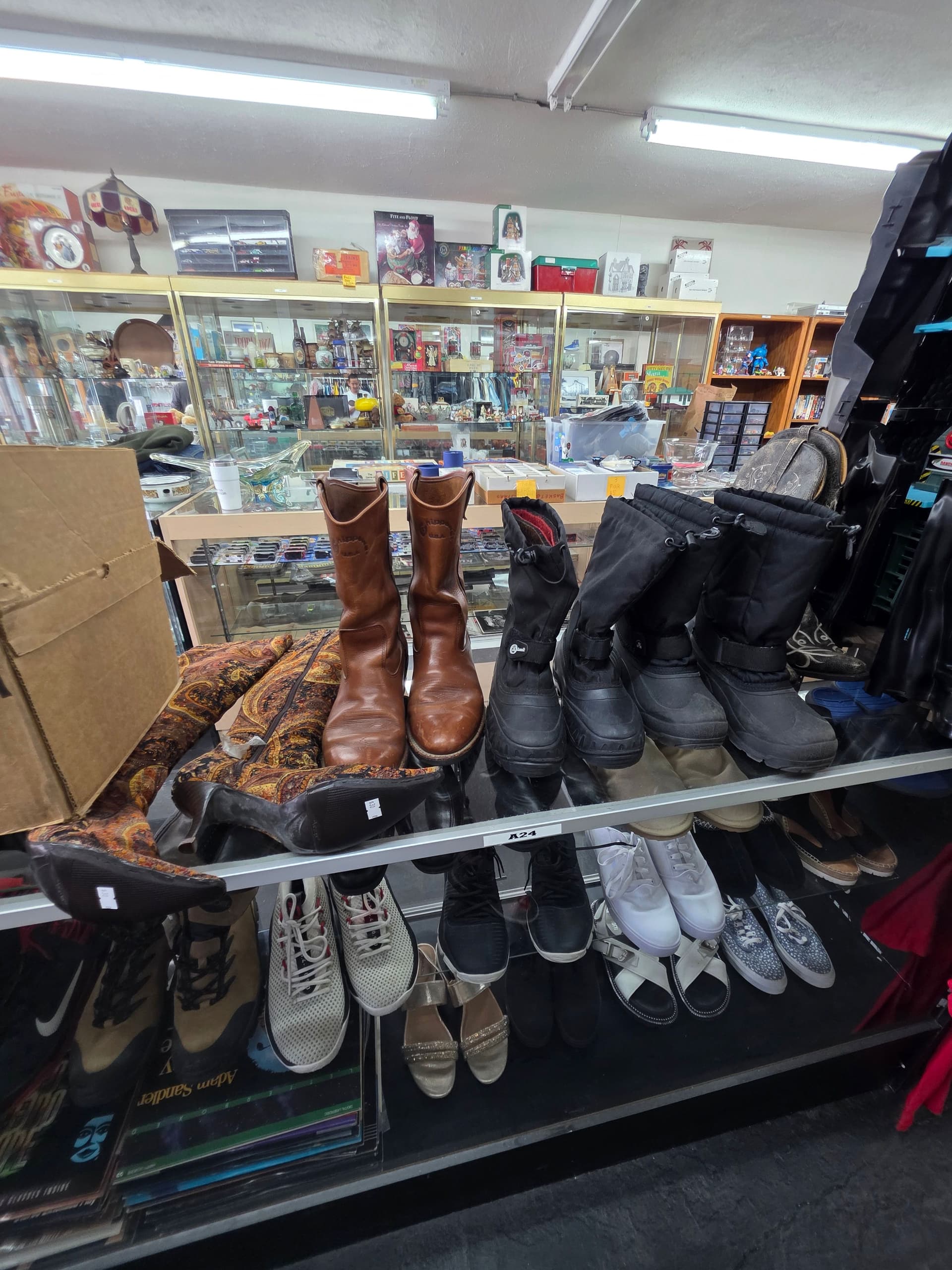 Gallery photos for Vintage Fashion Finds at Diaz Antiques & More in Morgan Hill: Image #5