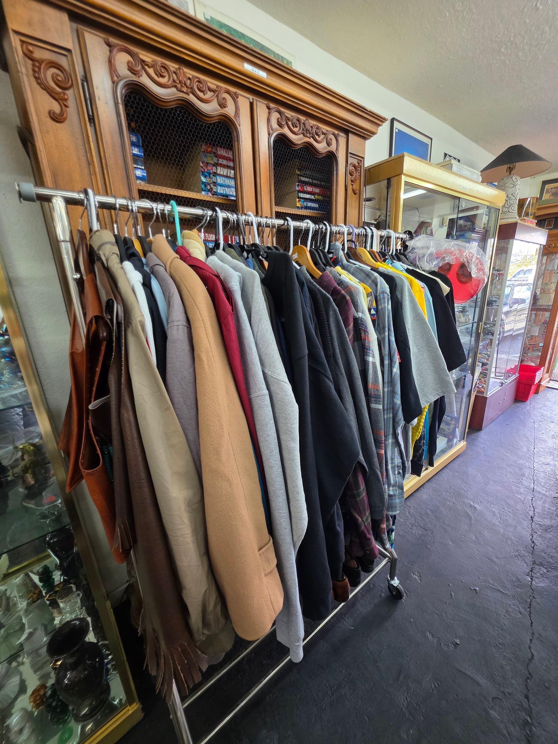 Gallery photos for Vintage Fashion Finds at Diaz Antiques & More in Morgan Hill: Image #3
